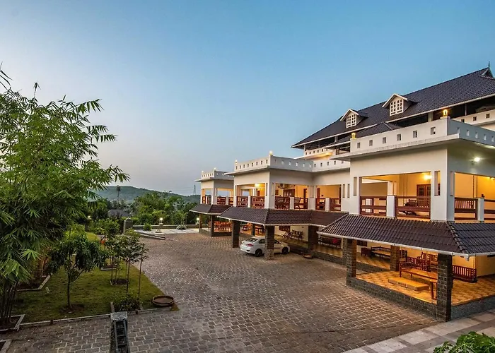 Stayvista At Springhills Villa & Ayurvedic Spa Kochi